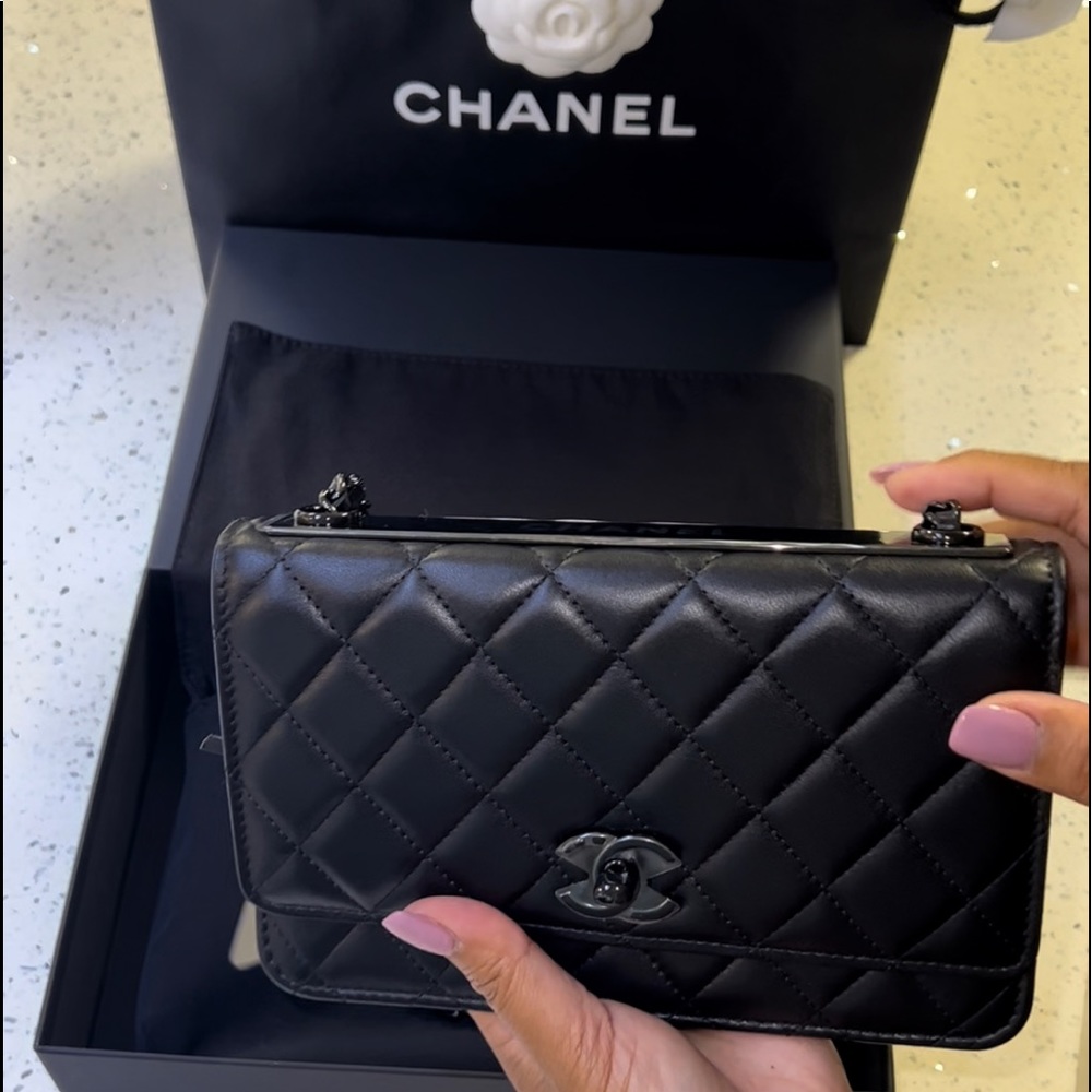 Authentic 💯 rare CHANEL black on black woc